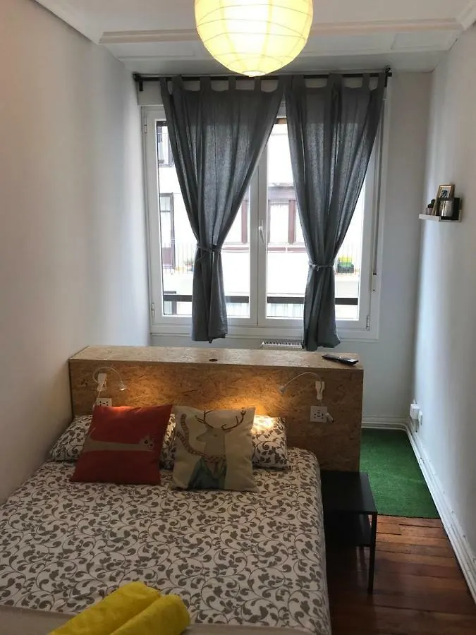 Kasa Usandizaga San Sebastian Homestay