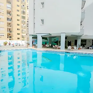https://beautiful-sea-views-apartment-pool-beach.1costadelsol.com