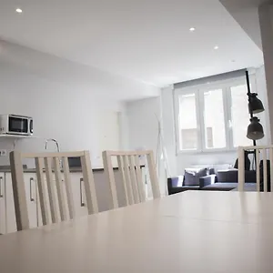 Plaza B - Local Rentss Appartement